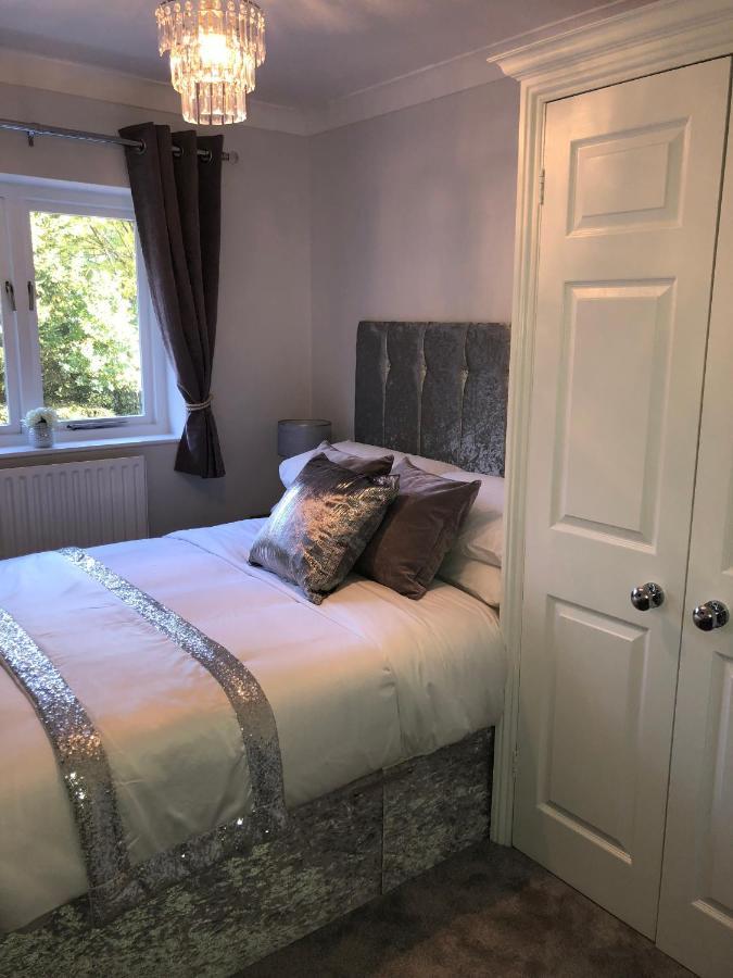 Old Hunters Lodge Whipsnade Limited Екстер'єр фото